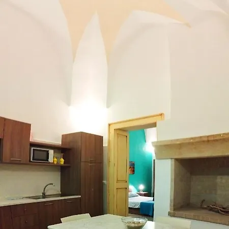 Salento Houses & Idro Suites Apartment *