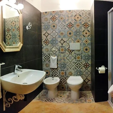 Salento Houses & Idro Suites