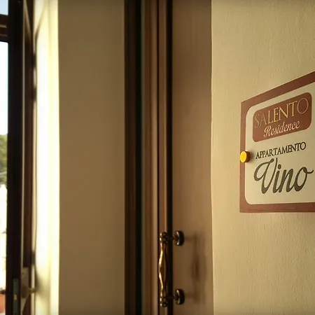 Salento Houses & Idro Suites Apartment