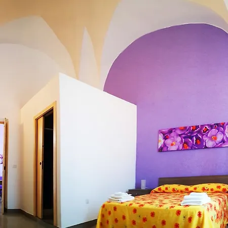 Salento Houses & Idro Suites Apartment