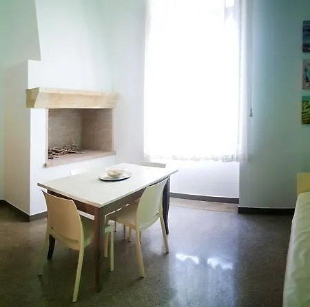 Salento Houses & Idro Suites